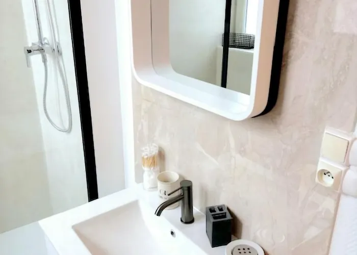 Cosy Au Coeur De Quentin Apartment *